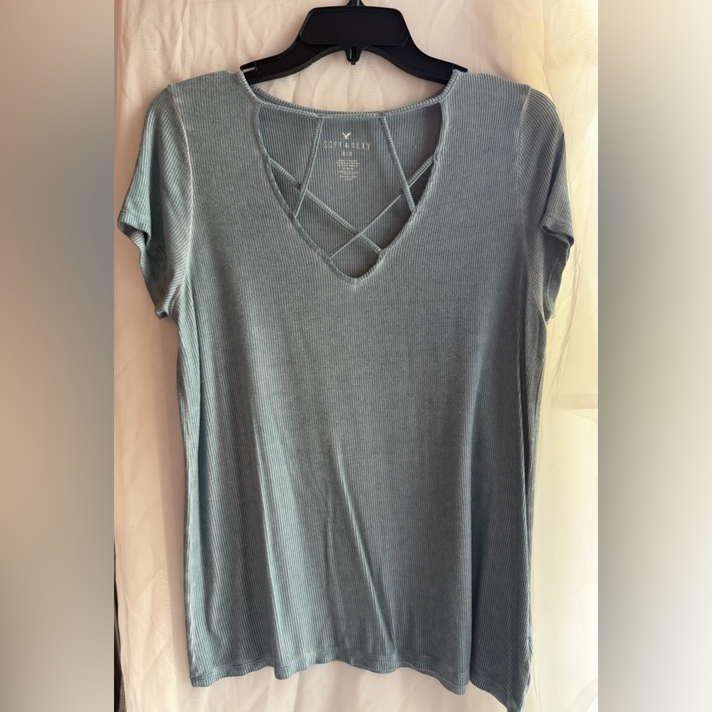 🎀 American Eagle Outfitters “Soft and Sexy” Crisscross Tee